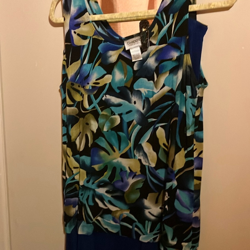 Chico's Leafy Print Sleeveless Blouse